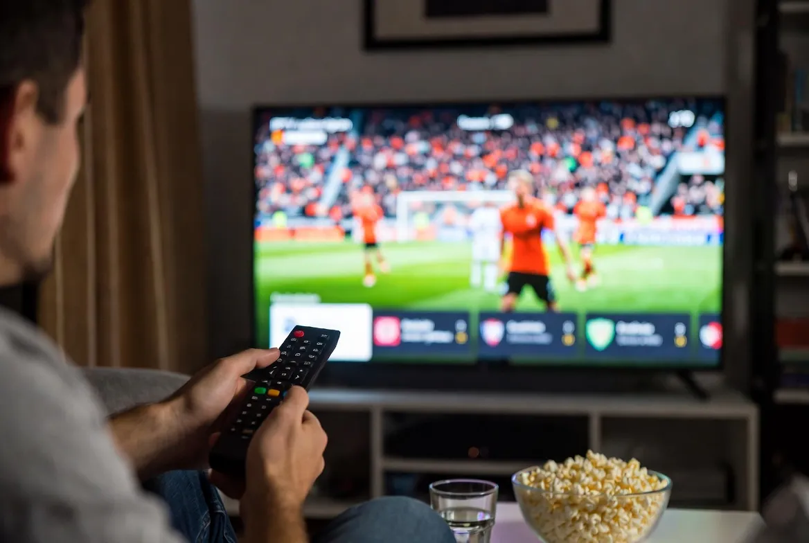 TV showing a live Eredivisie Dutch football match via IPTV